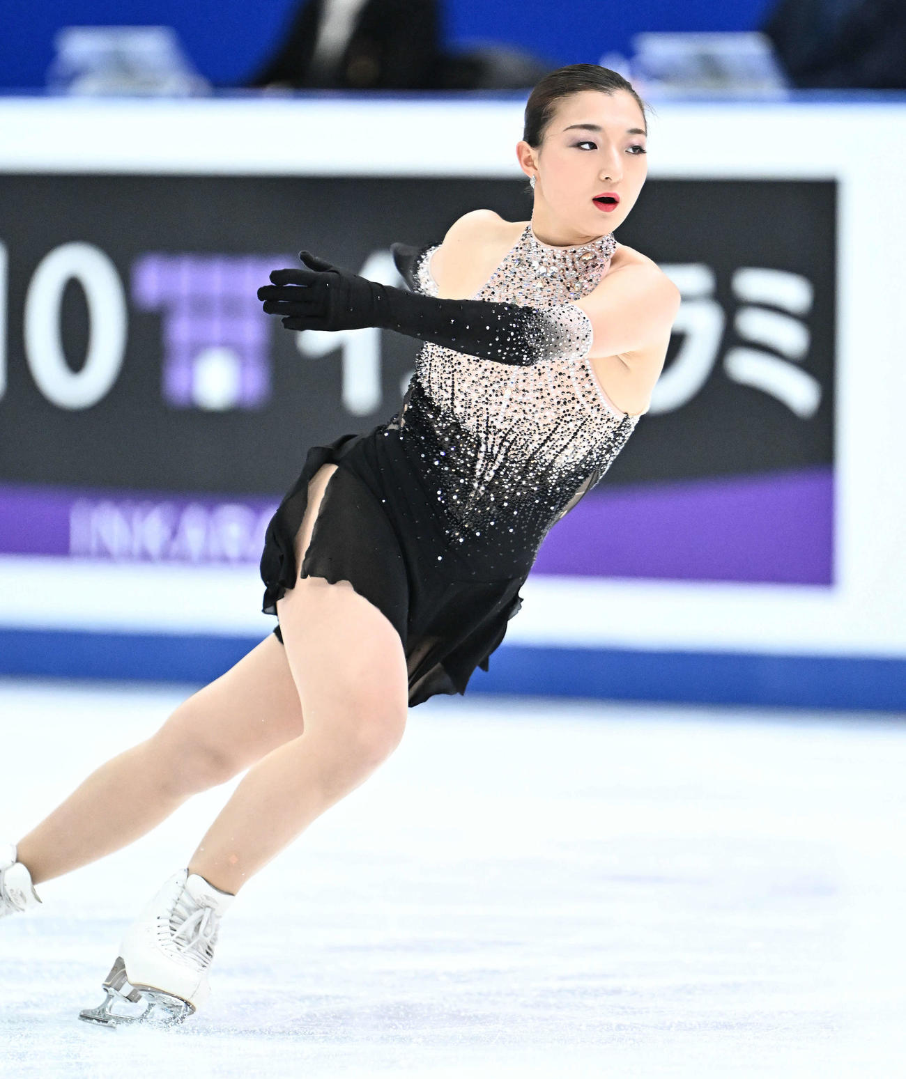 女子フリーの演技をする坂本（撮影・滝沢徹郎）