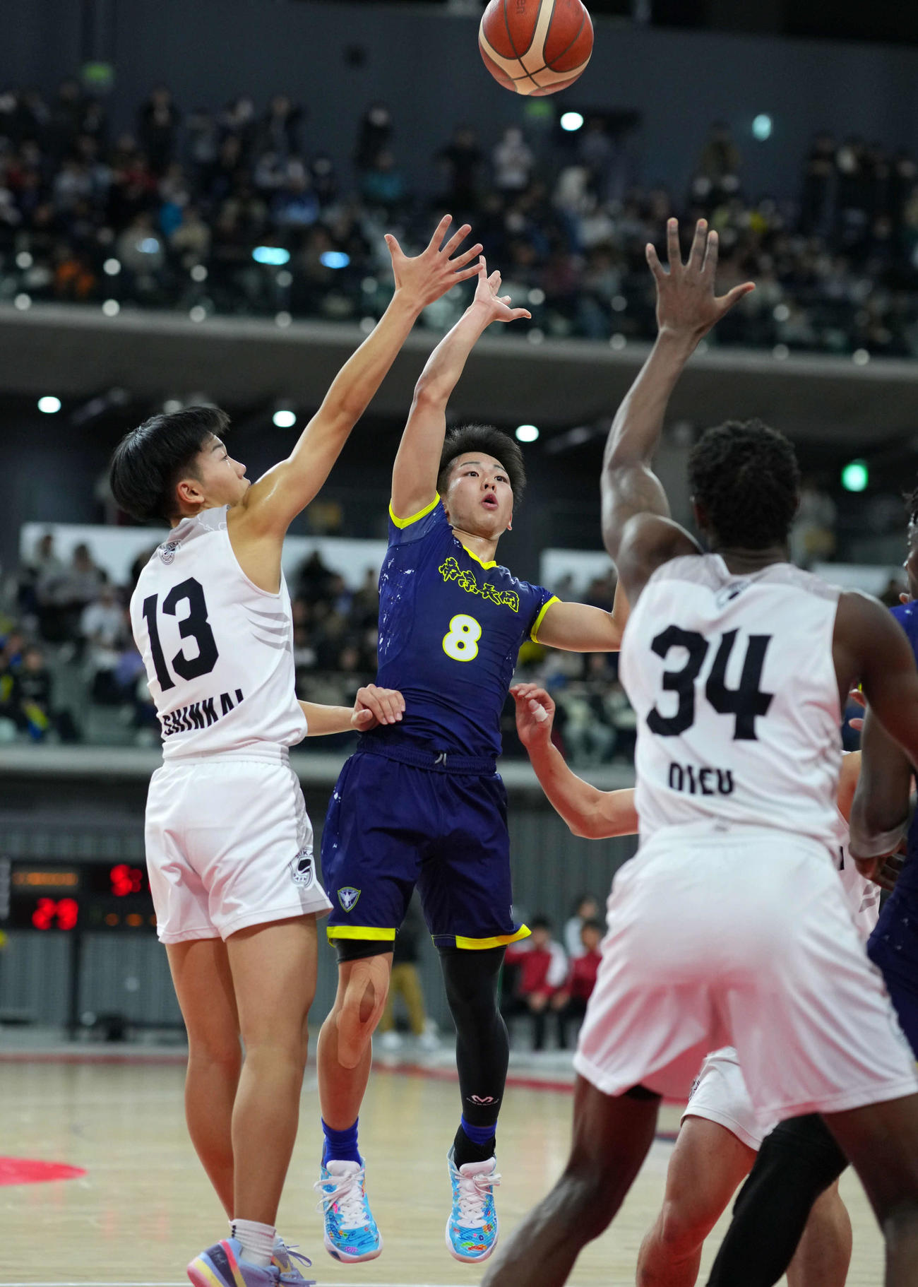 第2Q、シュートを決める帝京長岡・児玉（撮影・横山健太）