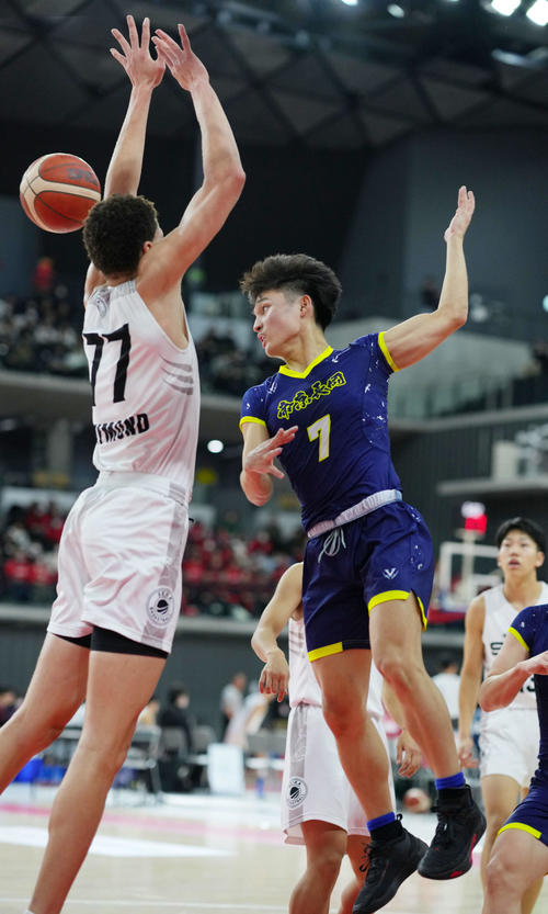 高校バスケ】帝京長岡は京都精華学園に大敗 初の初戦○に柴田勲監督