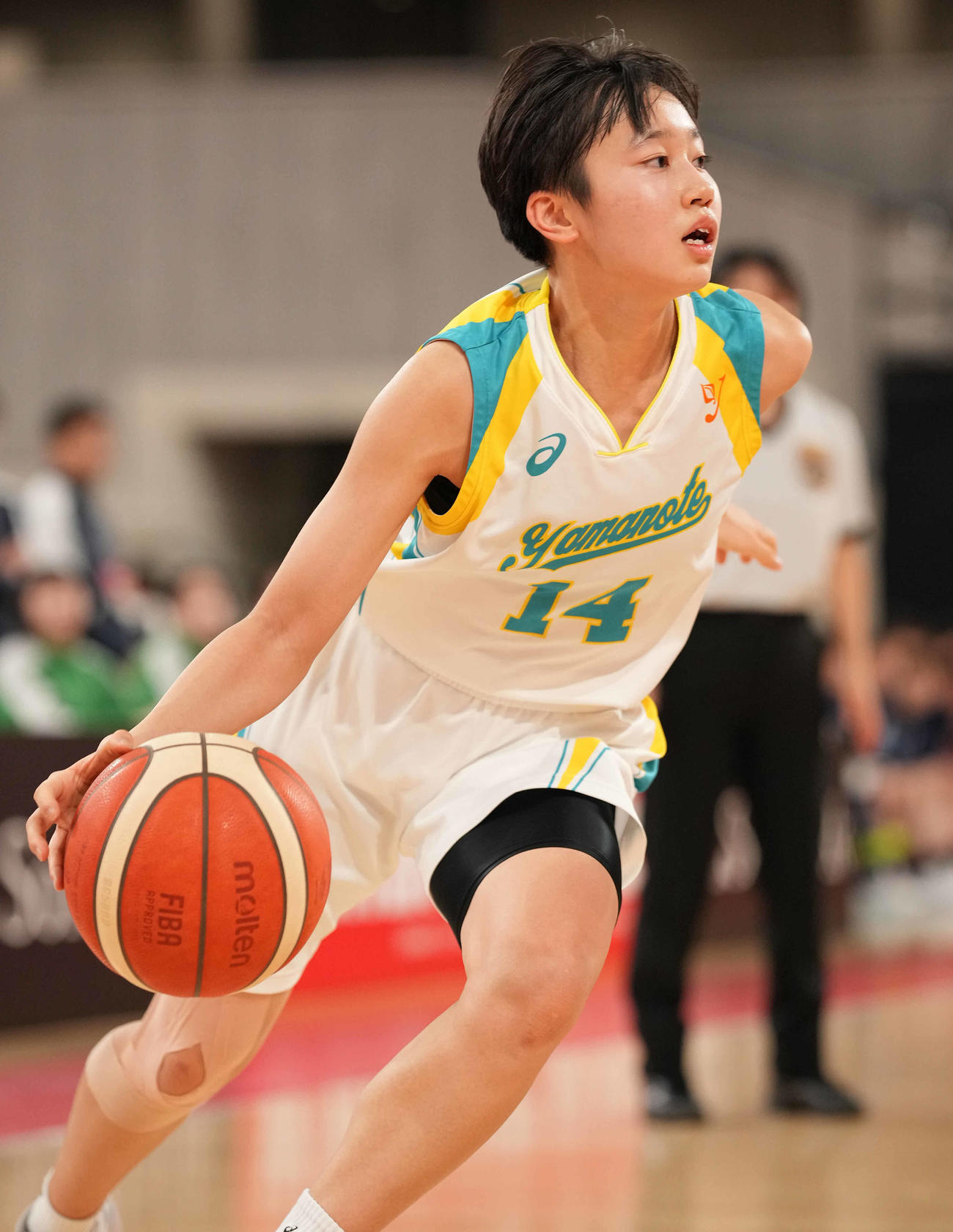 札幌山の手対日本航空石川　第3Q、ドリブルする札幌山の手・高橋（撮影・鈴木みどり）