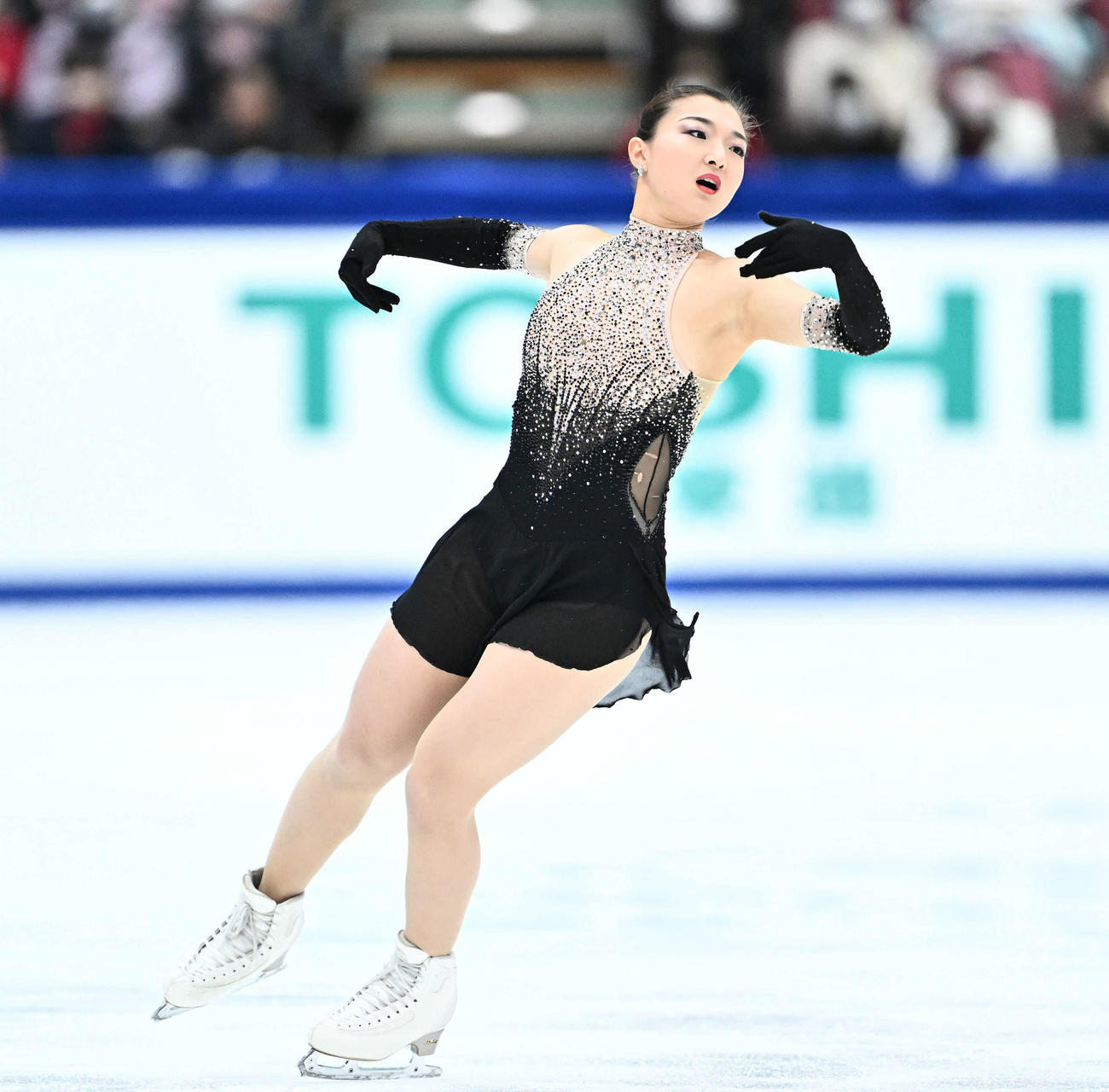 女子フリーの演技をする坂本（撮影・滝沢徹郎）