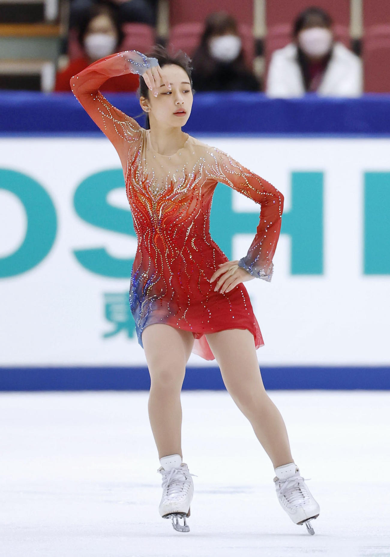 公式練習で調整する山下真瑚（共同）