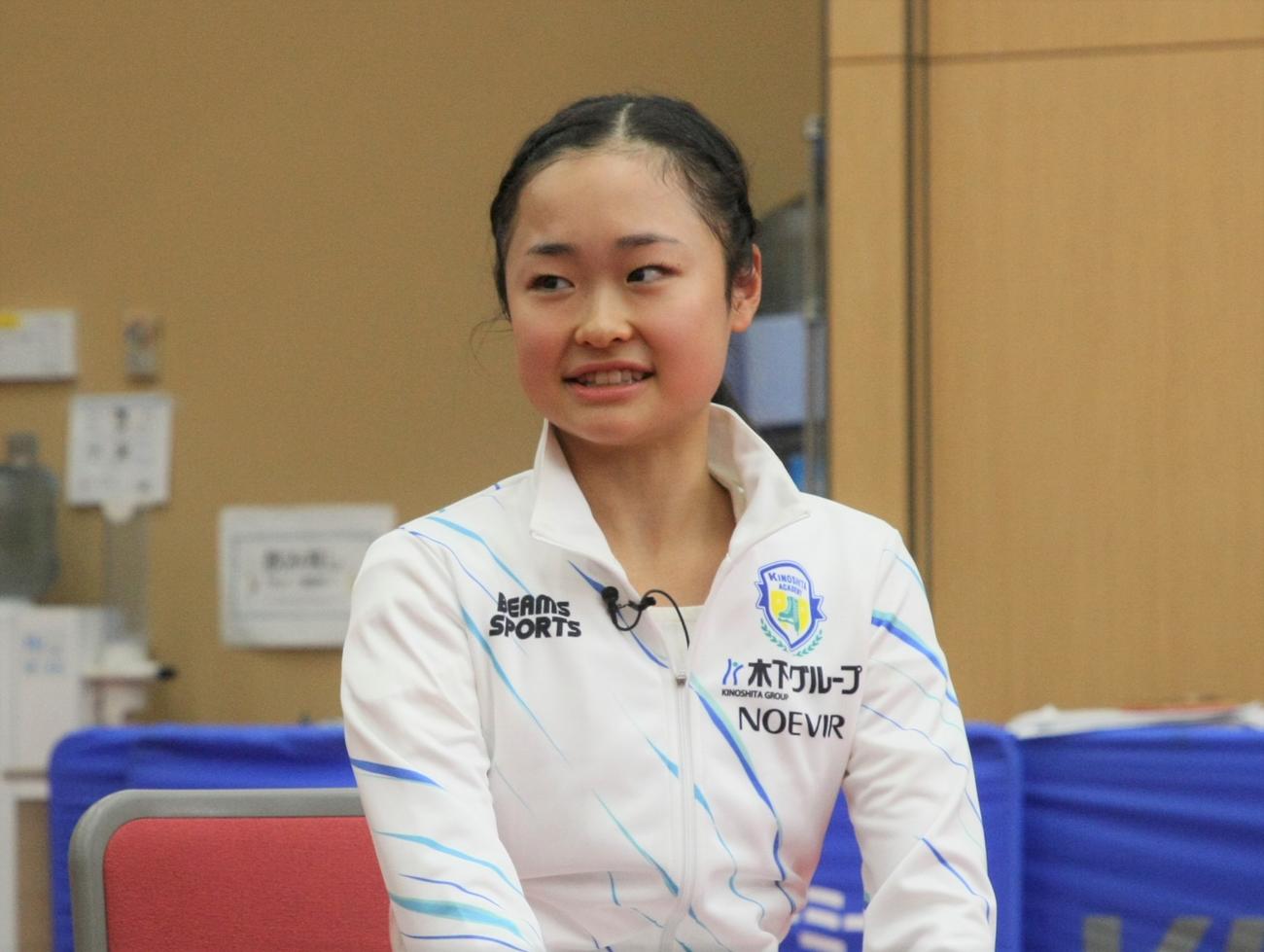 張本美和との初対談に臨んだフィギュアスケート女子の島田（撮影・藤塚大輔）