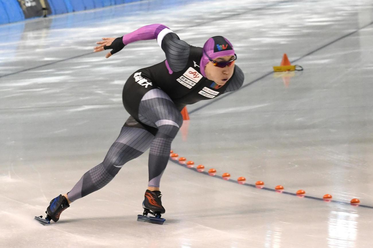 スプリント部門男子500メートル1回目で優勝した新濱（撮影・石井翔太）