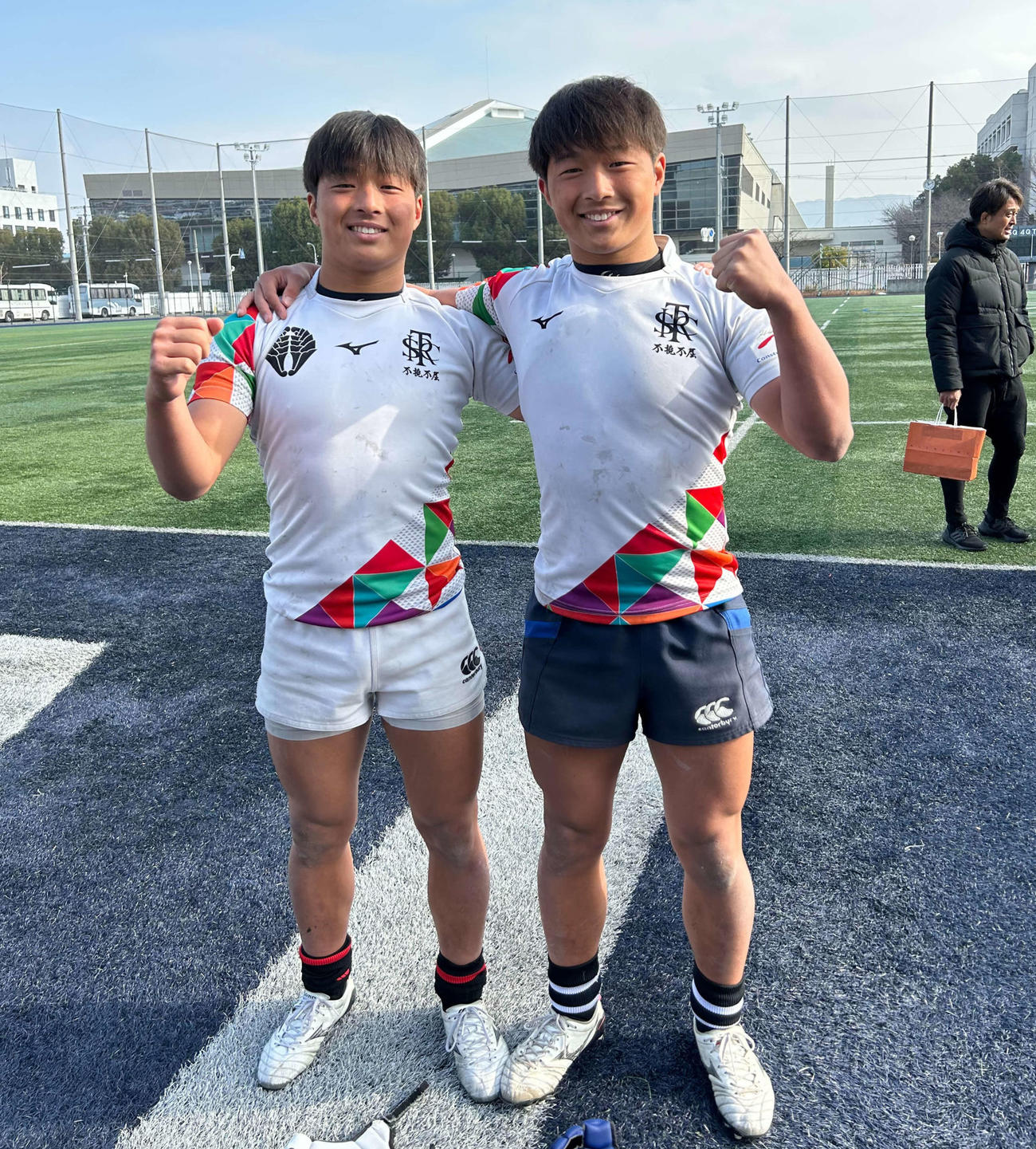 佐賀工・WTB増本敦（左）と隼（撮影・佐藤究）