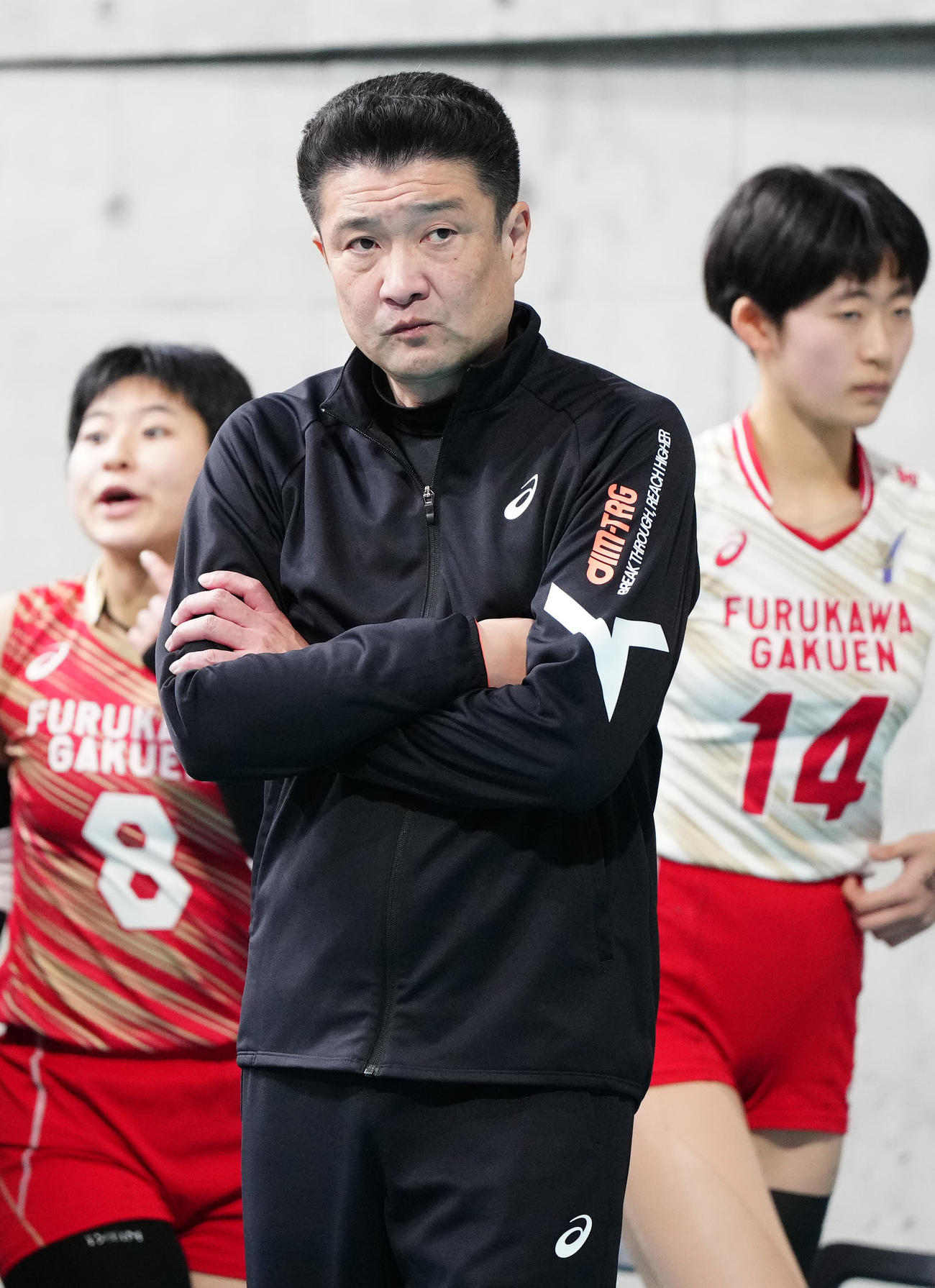 古川学園対細田学園　古川学園・岡崎監督（撮影・江口和貴）