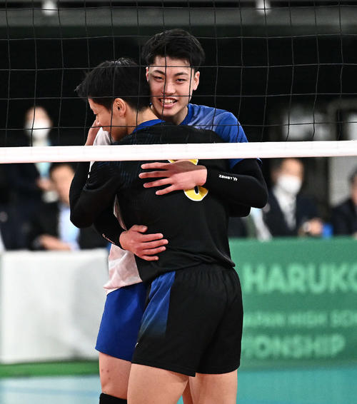 春高バレー】国体覇者の高川学園が敗退、連覇狙う駿台学園に逆転許す