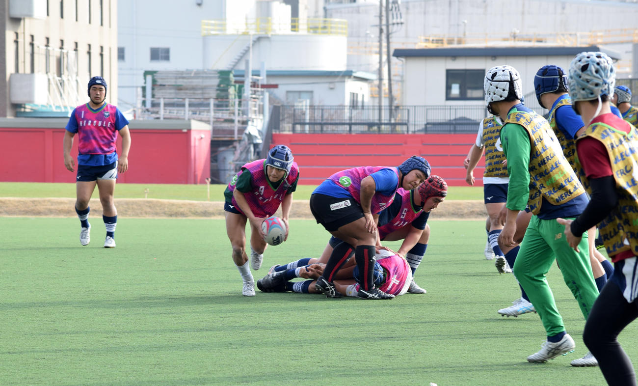 前日練習を行った桐蔭学園フィフティーン（撮影・阪口孝志）
