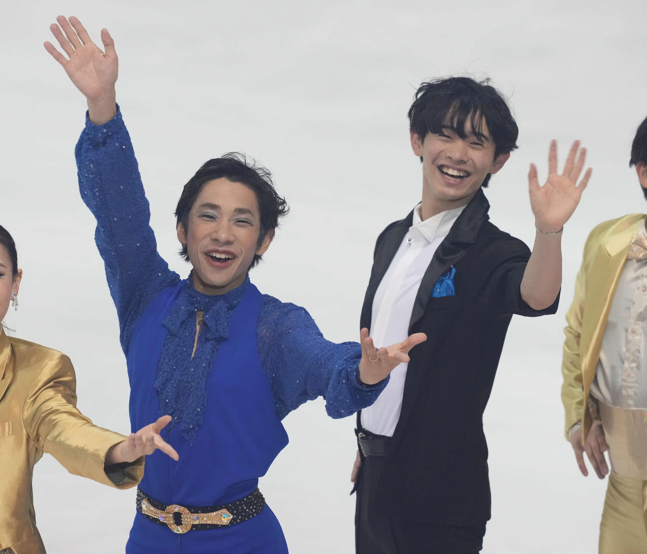 笑顔を見せる織田信成さん（左）と島田高志郎（撮影・たえ見朱実）