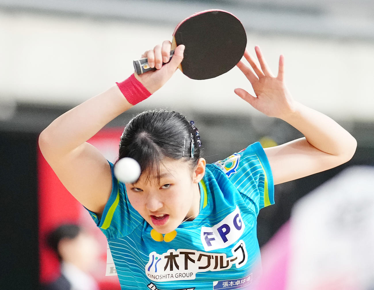 ジュニア女子準々決勝に臨む張本美（撮影・江口和貴）