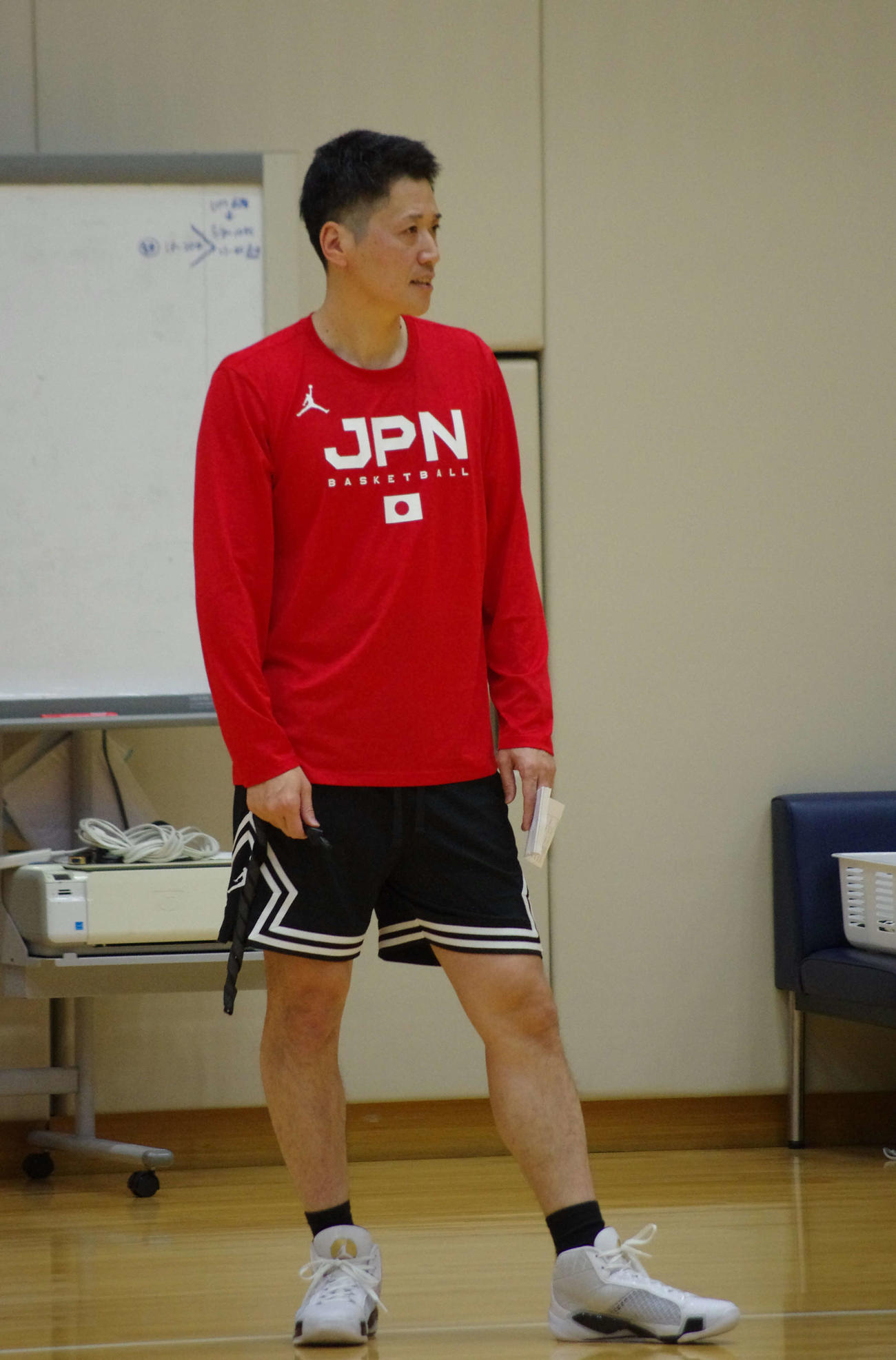 バスケットボール日本女子代表の恩塚監督
