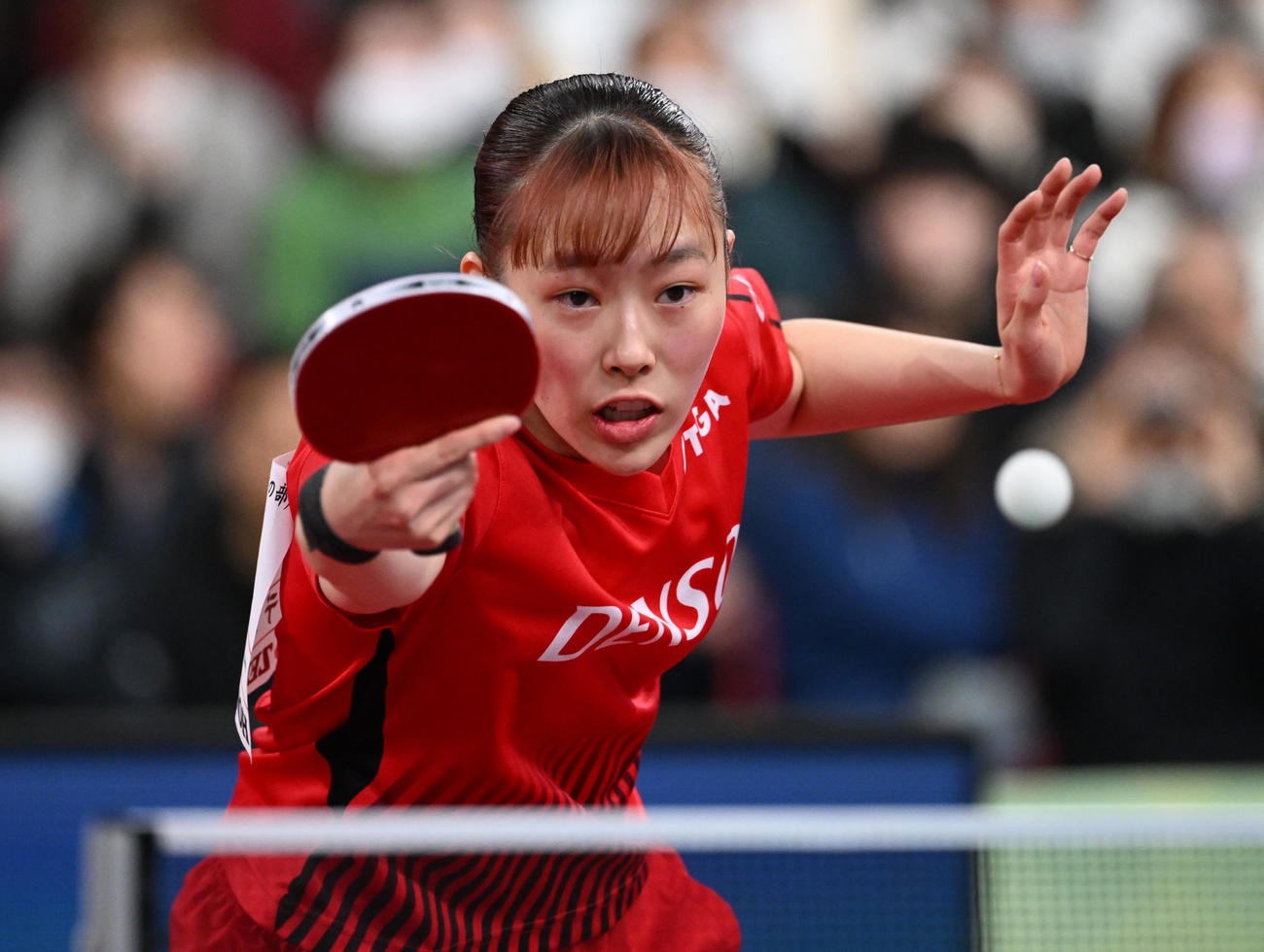 女子シングルス準々決勝で平野に勝利した赤江（代表撮影）