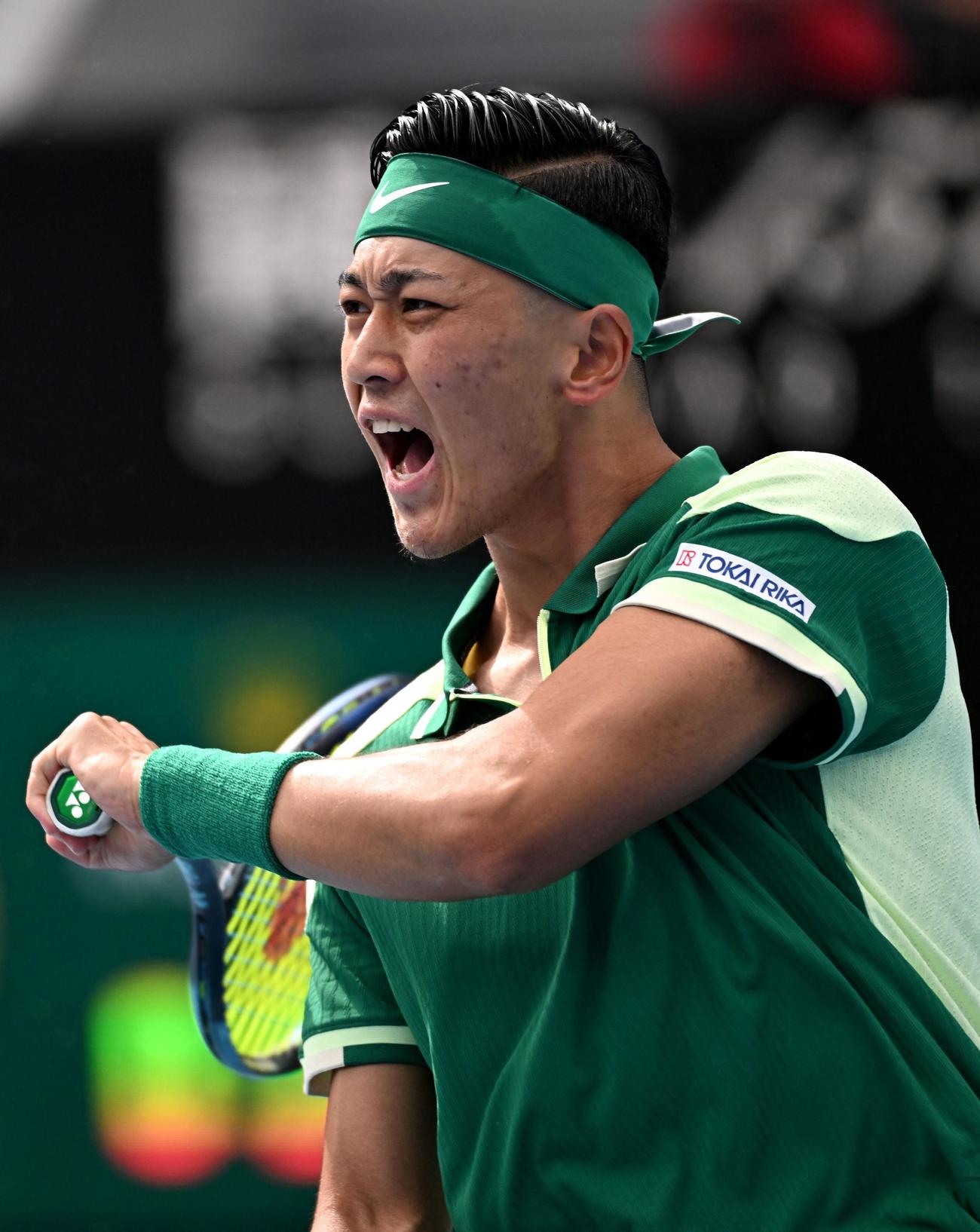 全豪オープン車いすテニスの部決勝でプレーする小田凱人（ロイター）