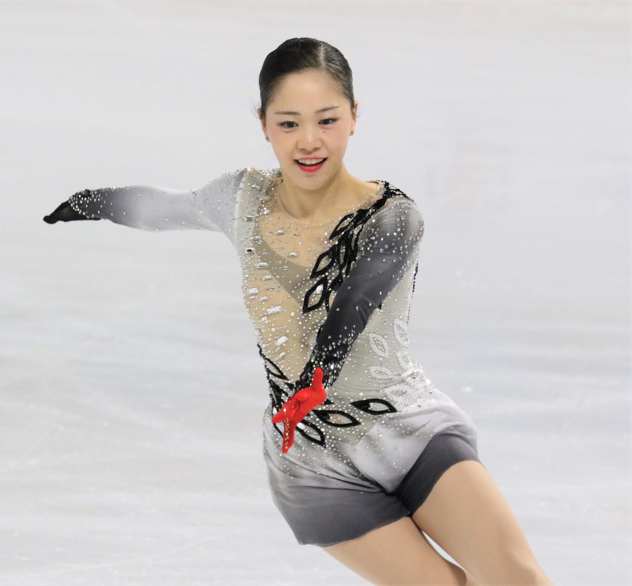 国民スポーツ大会冬季大会　少年女子フリーで演技を披露する吉田（撮影・藤塚大輔）