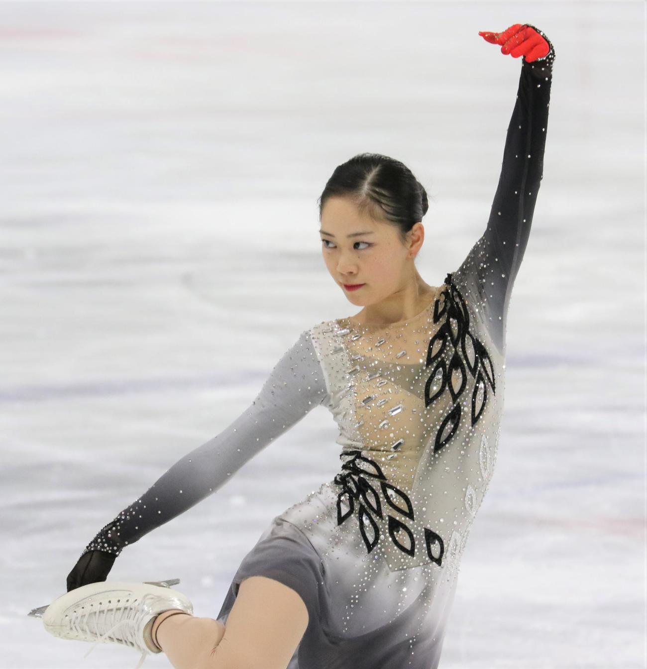 国民スポーツ大会冬季大会　少年女子フリーで演技を披露する吉田（撮影・藤塚大輔）