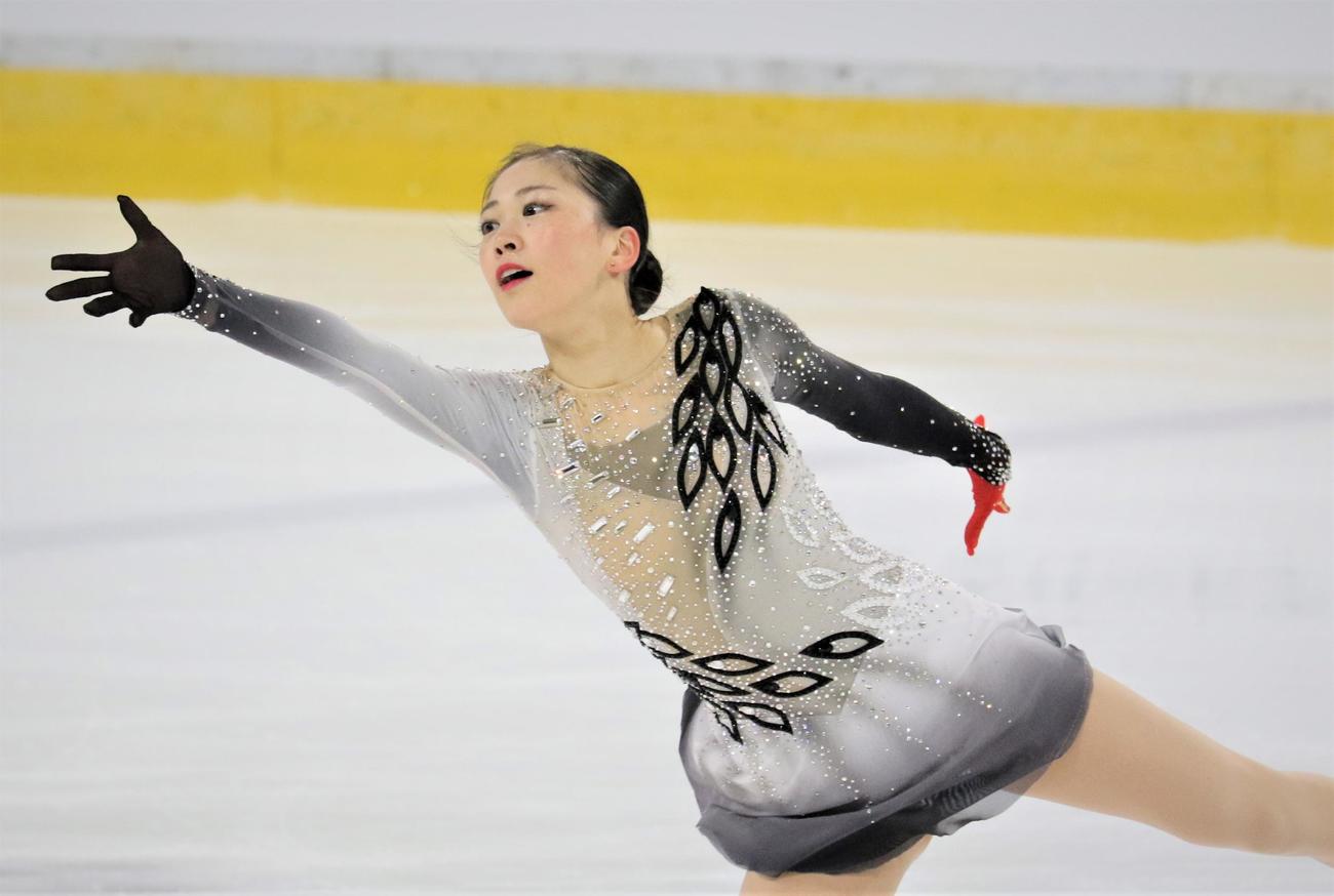 国民スポーツ大会冬季大会　少年女子フリーで演技を披露する吉田（撮影・藤塚大輔）