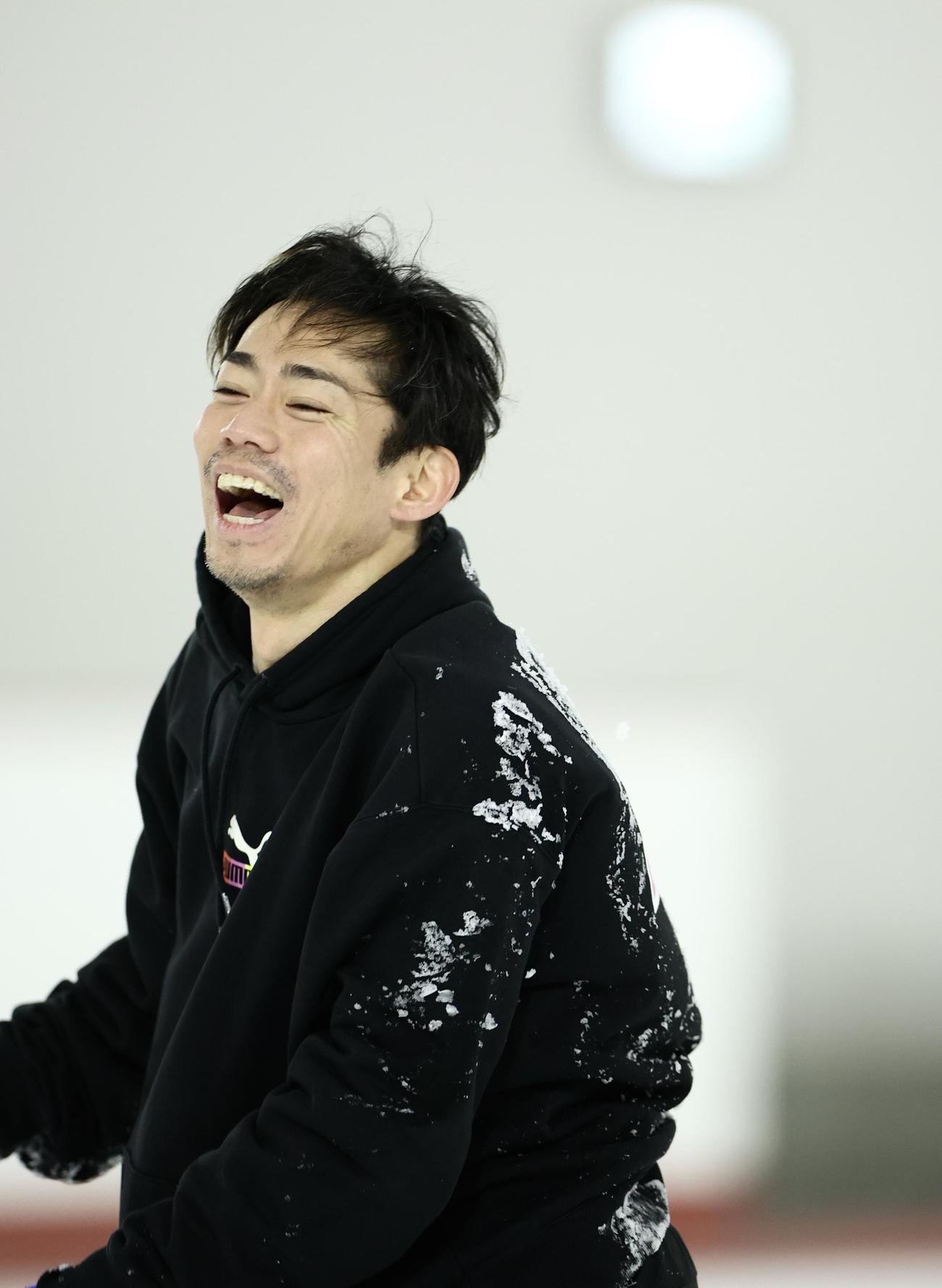 「滑走屋」公演に向け練習に臨む高橋大輔さん（撮影・河田真司）