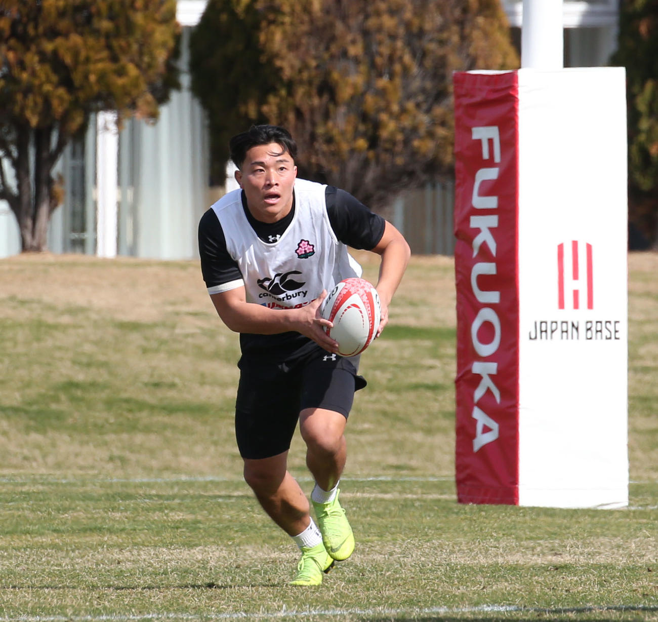 男子15人制トレーニングスコッド福岡合宿に参加するWEB高本（撮影・冨田成美）