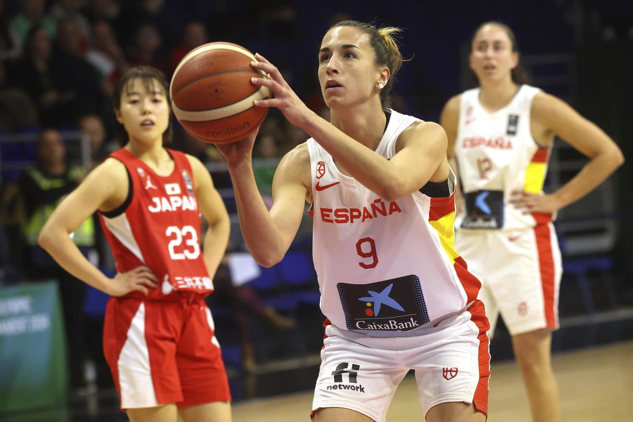 フリースローを決めるスペインのケラルト・カサス選手(AP)