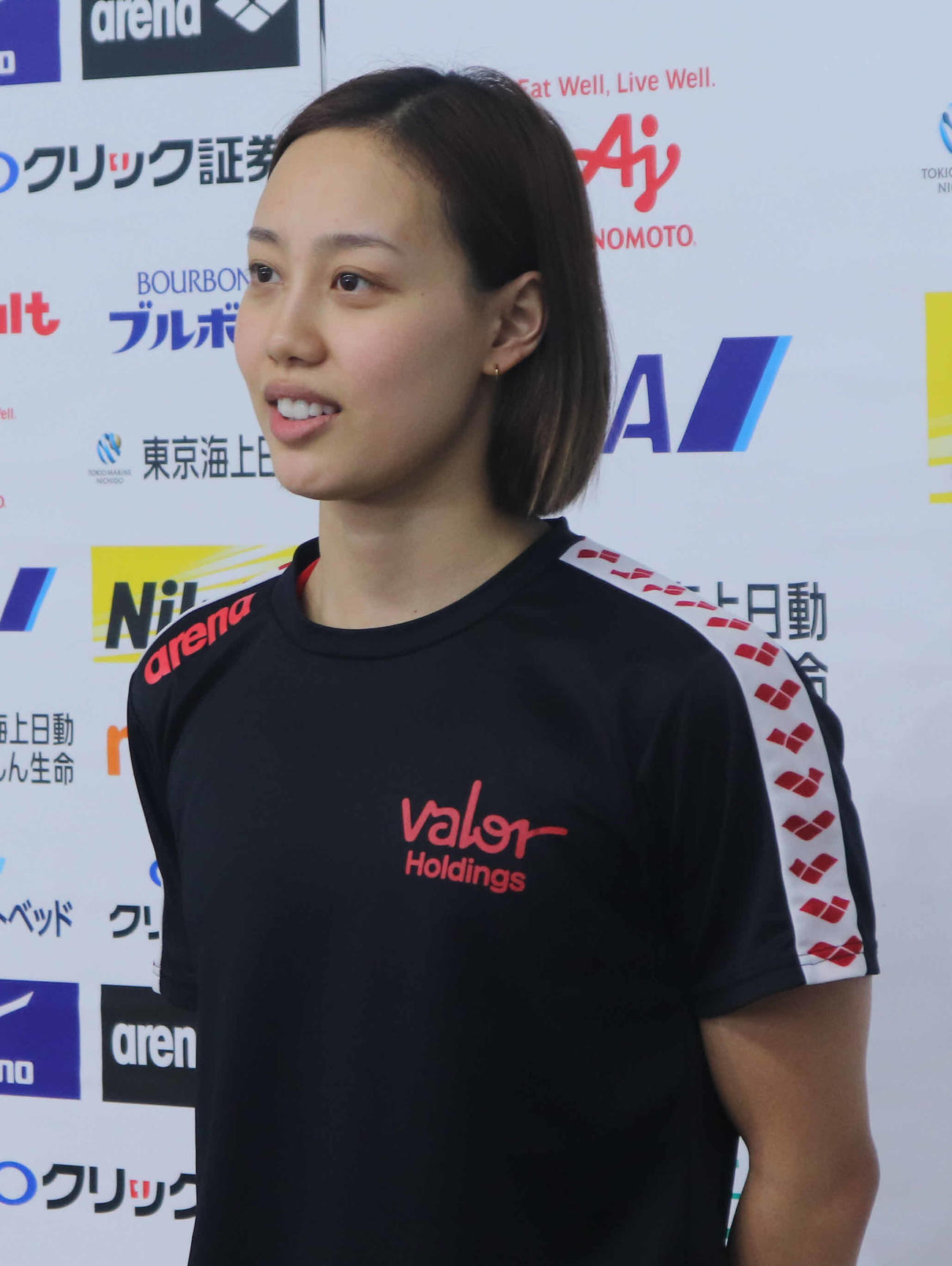 取材に答える今井月（撮影・竹本穂乃加）