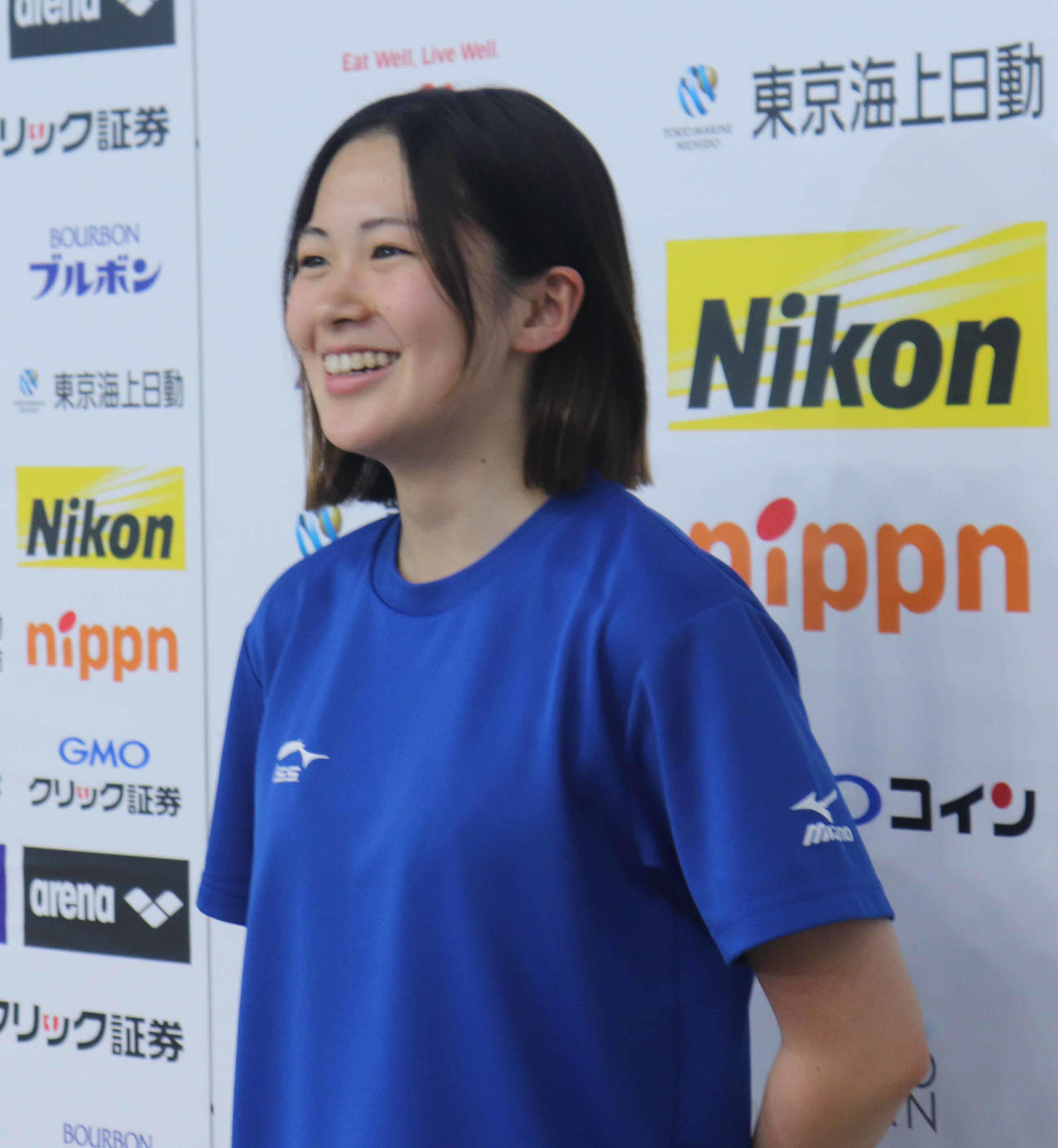 取材に答える谷川亜華葉（撮影・竹本穂乃加）