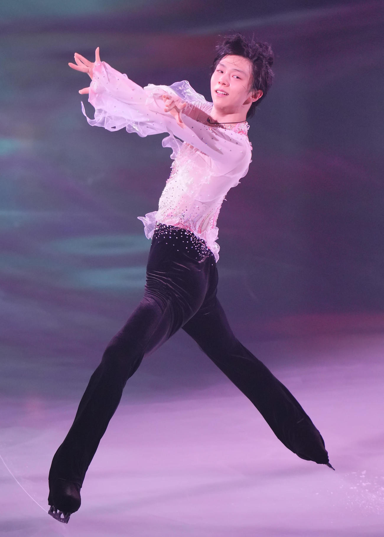 「Yuzuru Hanyu ICE STORY 2nd“RE＿PRAY”TOUR」横浜公演で演技する羽生結弦さん（撮影・垰建太）