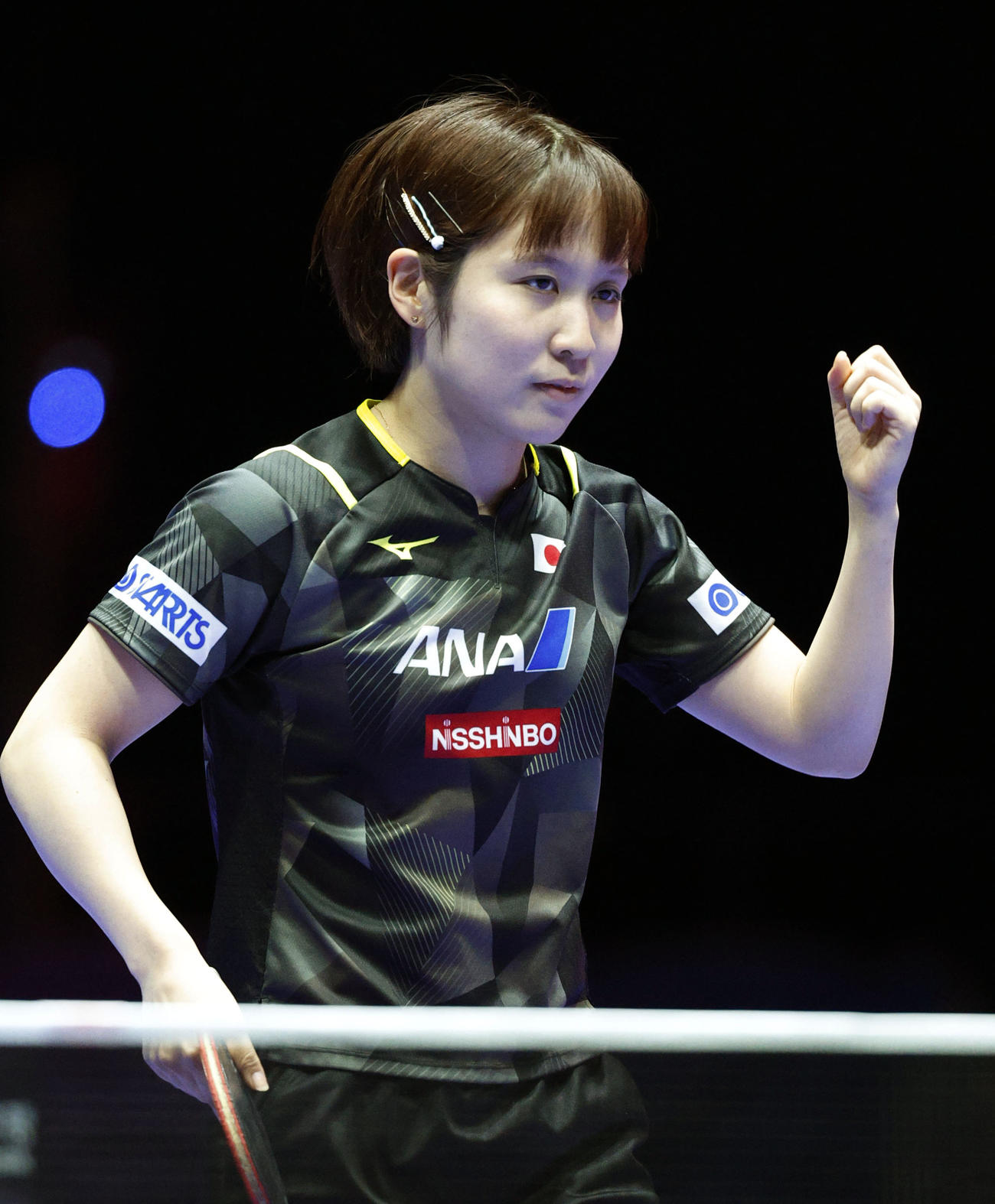 女子準々決勝　ポイントを奪いガッツポーズする平野（共同）