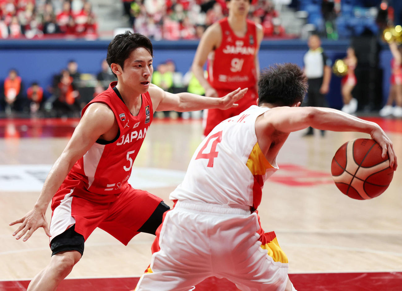 日本対中国　第4Q、プレッシャーをかける河村（撮影・宮地輝）