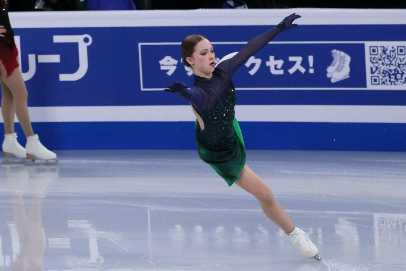 世界選手権女子SP 6分間練習に臨むニーナ・ピンザローネ（撮影・阿部健吾）