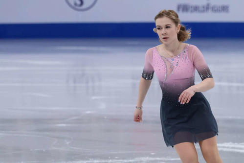 世界選手権女子SP 6分間練習に臨むエカテリーナ・クラコワ（撮影・阿部健吾）