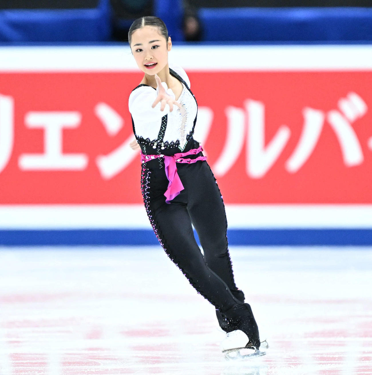 島田麻央＝2023年12月22日　