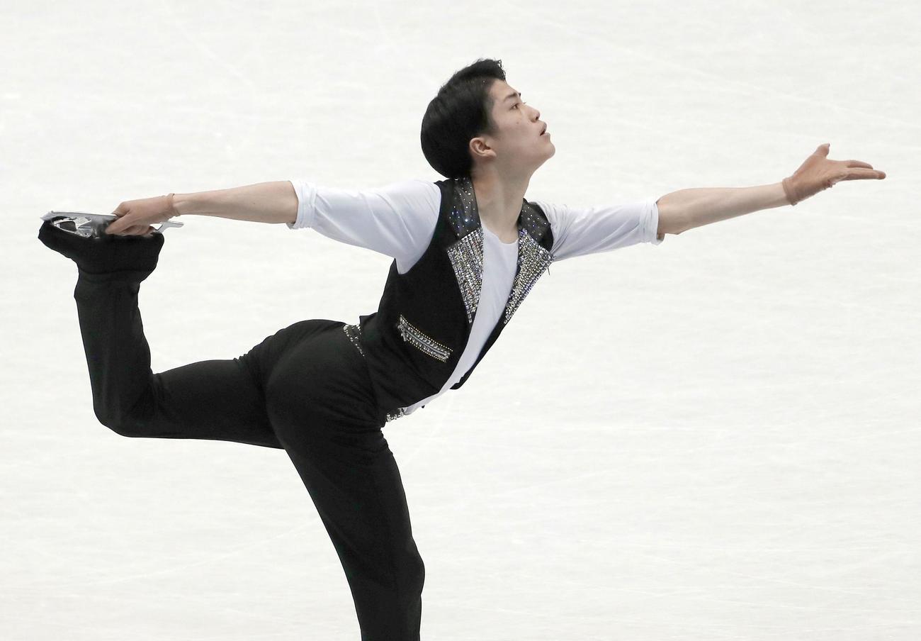 男子フリーで演技する垣内珀琉＝台北（AP＝共同）