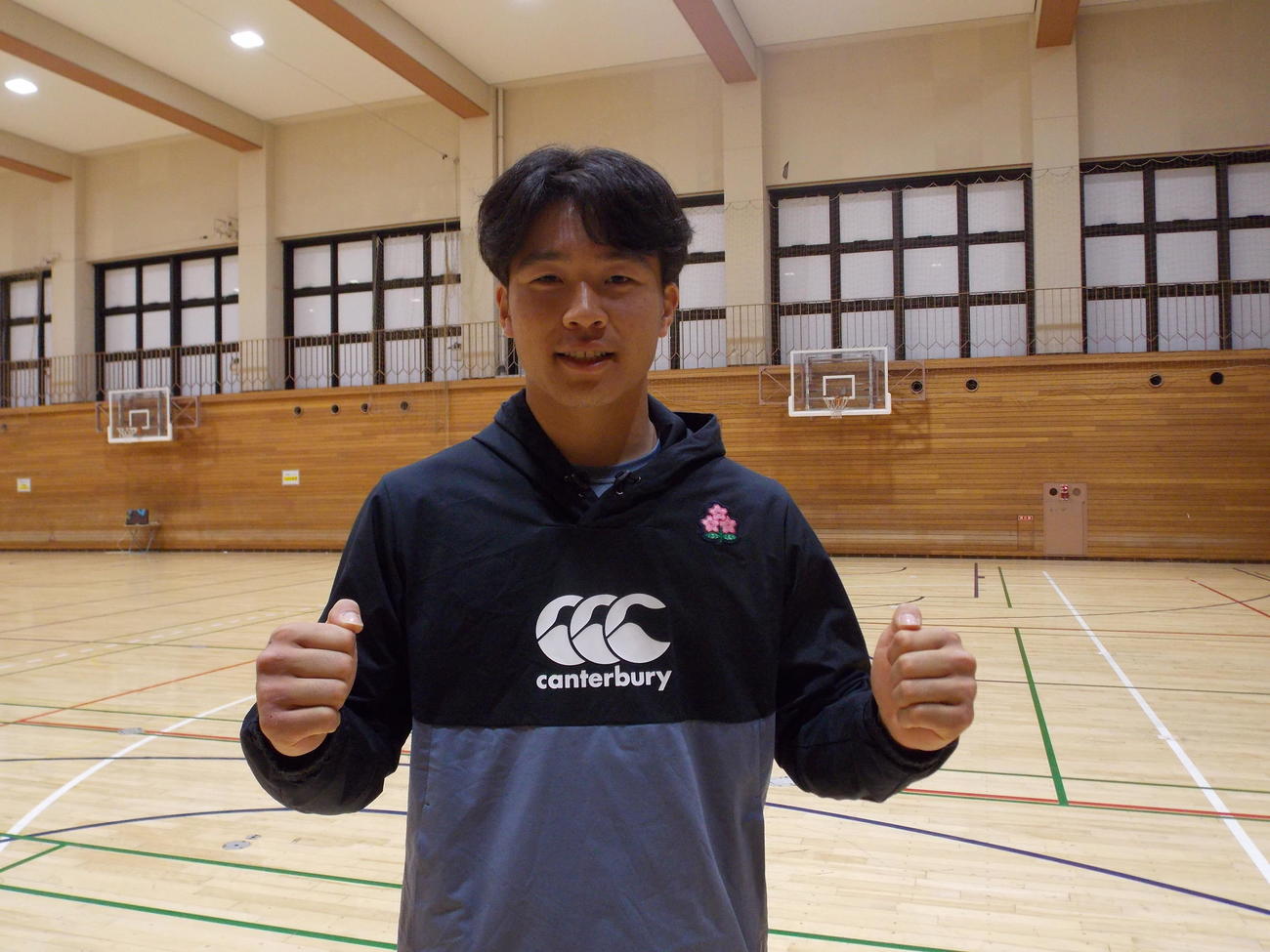 高校日本代表の直前合宿で笑顔を見せる小野沢謙真（撮影・松本航）
