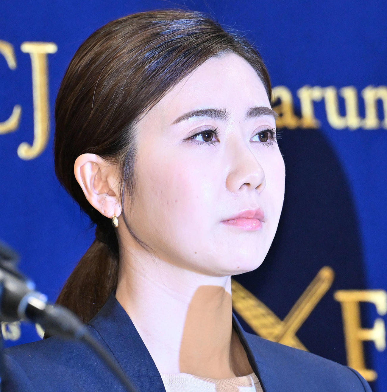 会見に臨む福原愛さん（撮影・滝沢徹郎）