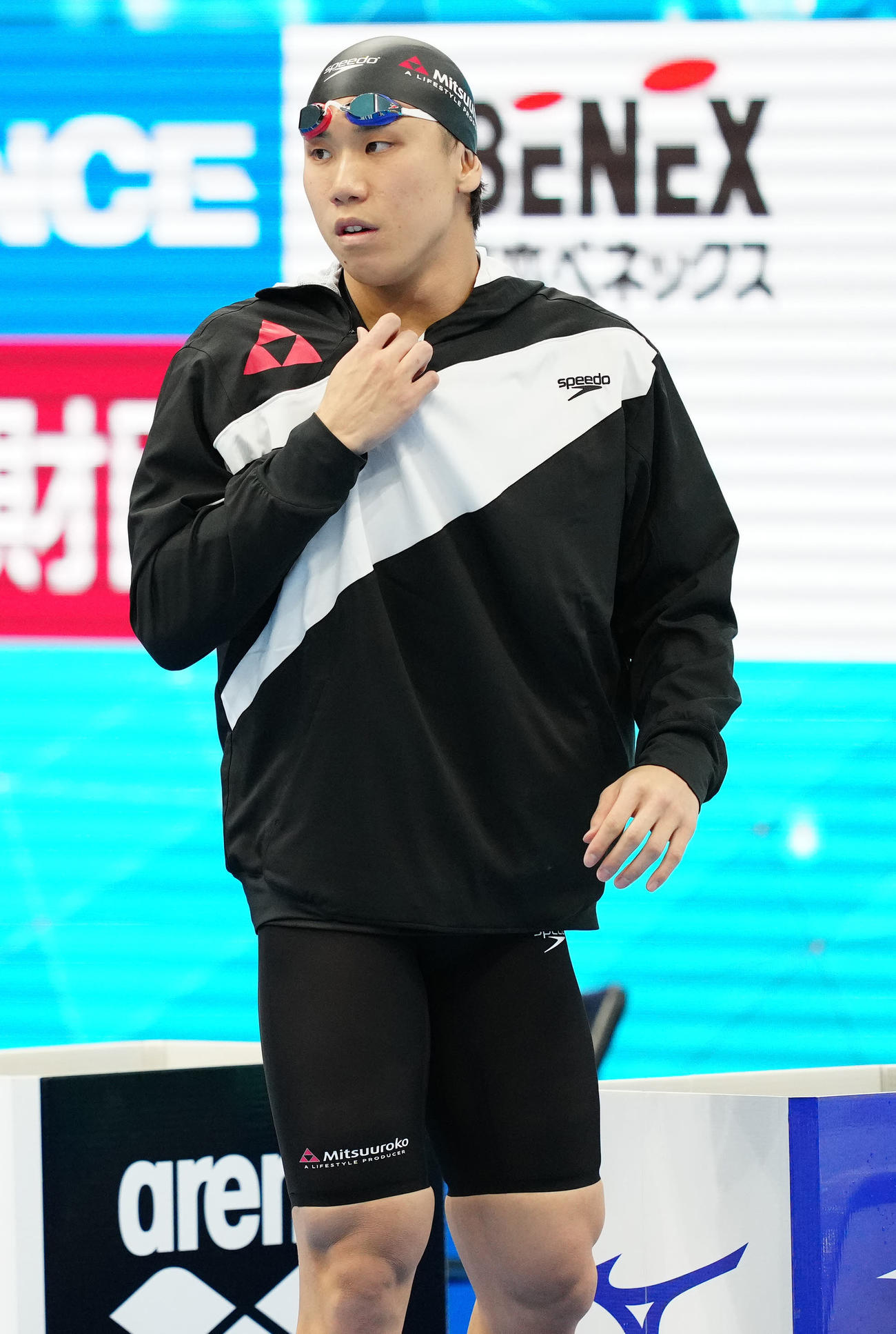 パリ五輪代表選考会の男子200メートル自由形予選の準備を行う松元（撮影・江口和貴）