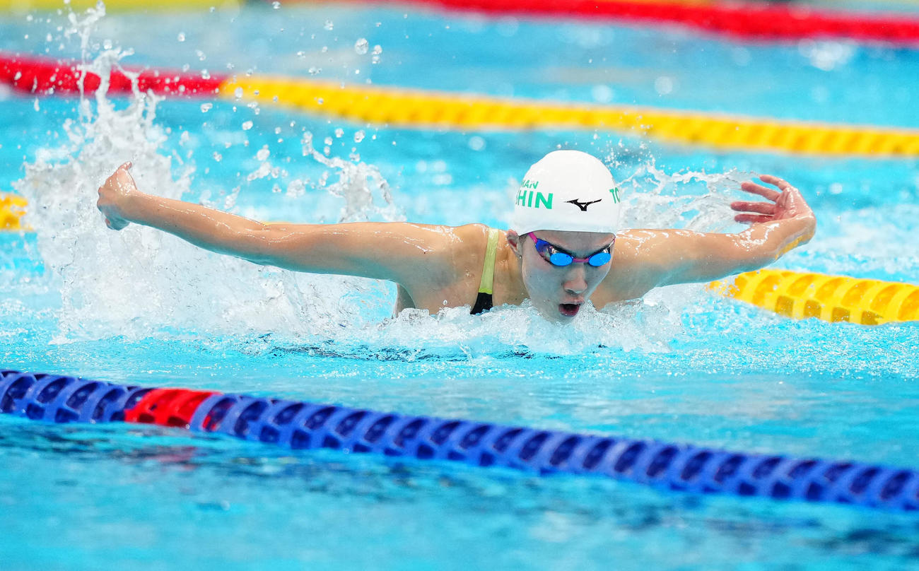 パリ五輪代表選考会の女子400メートル個人メドレー決勝に臨む大橋（撮影・江口和貴）