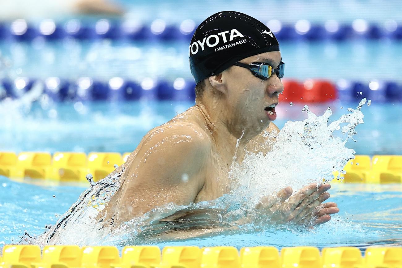 男子200メートル平泳ぎ予選　力泳する渡辺（撮影・河田真司）