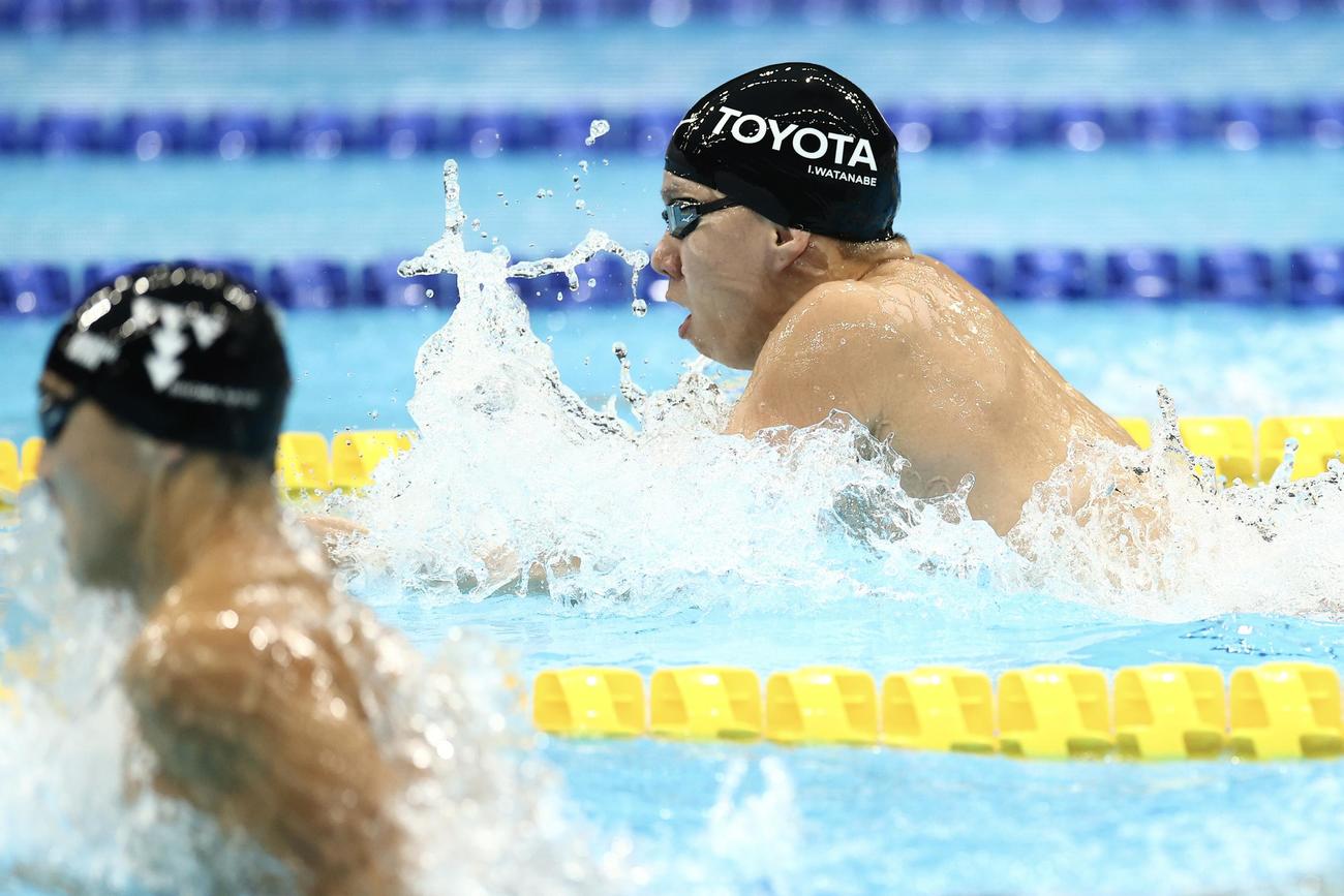 男子200メートル平泳ぎ予選　力泳する渡辺（撮影・河田真司）