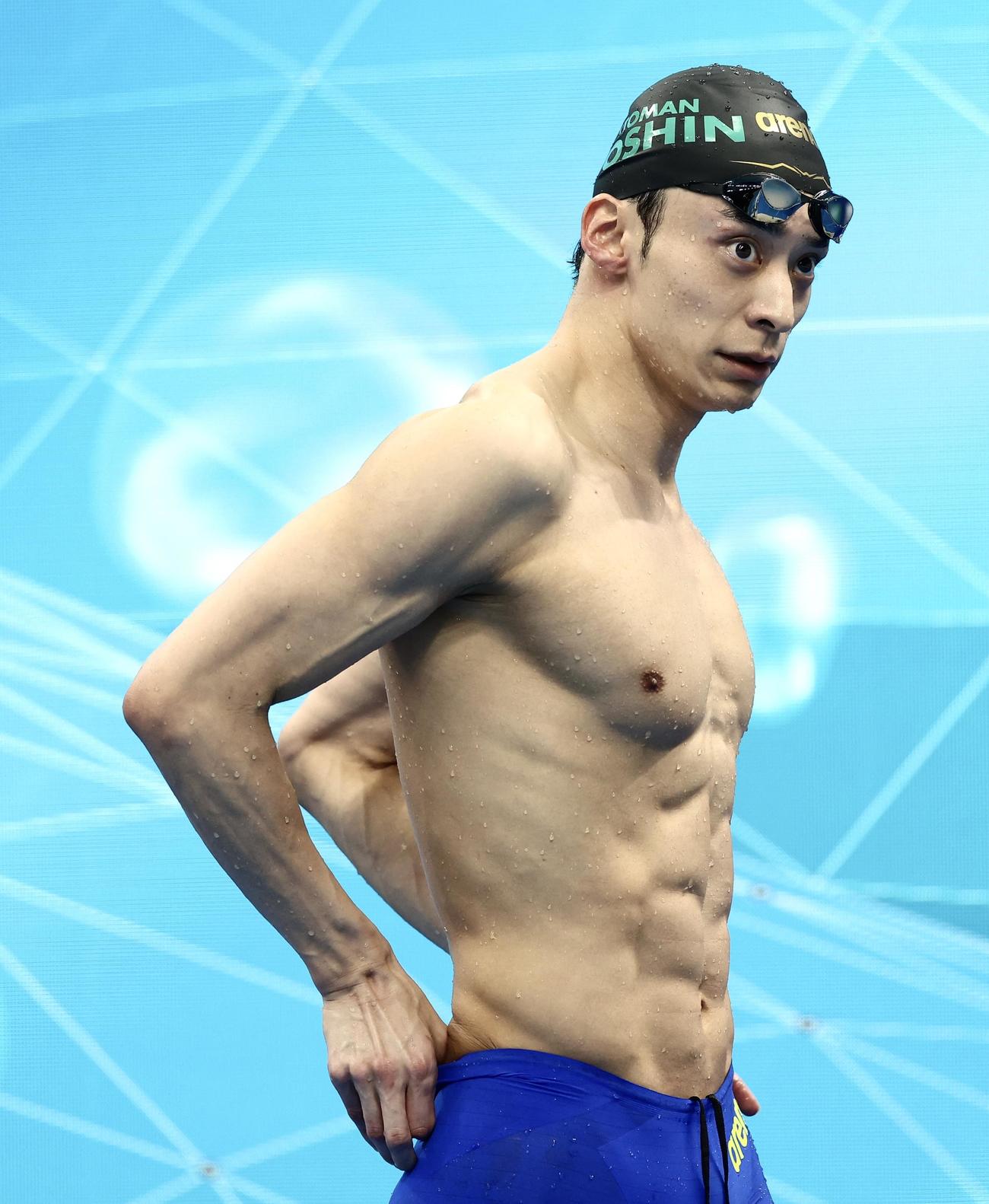 男子200メートル背泳ぎ予選を終える入江（撮影・河田真司）