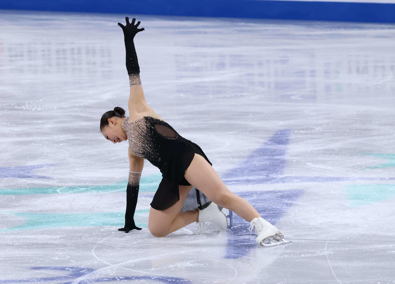 フィニッシュポーズを決める坂本