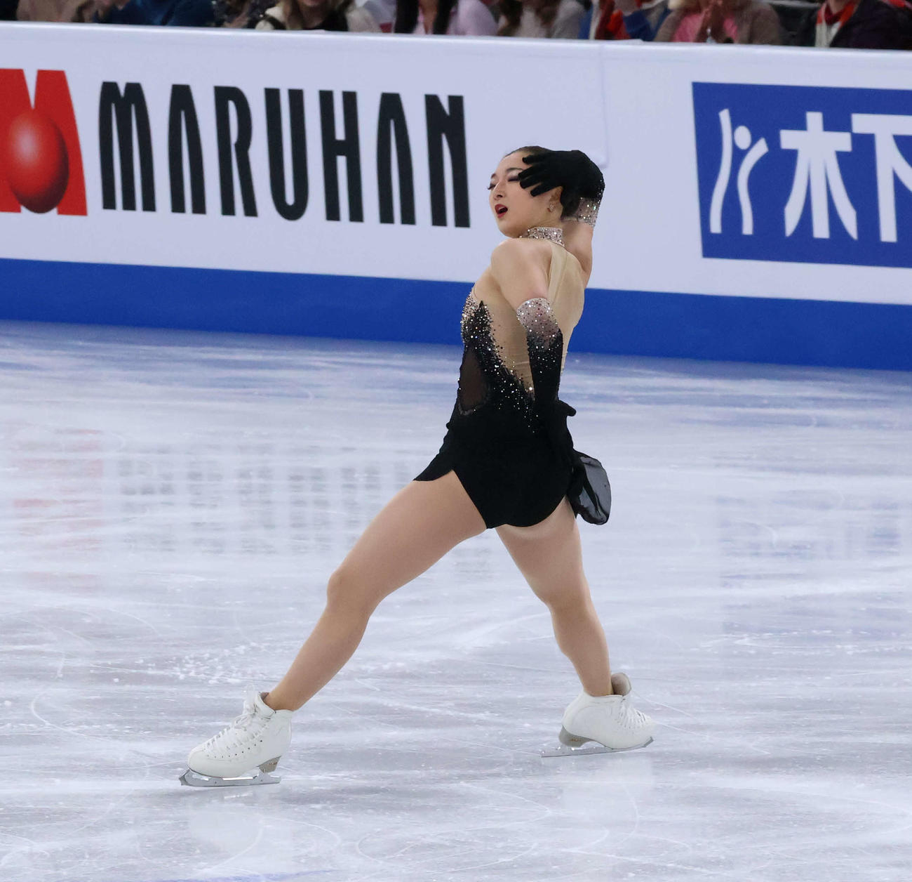 フリーで演技する坂本花織