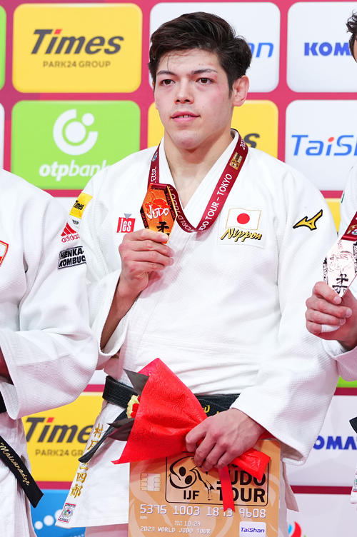 柔道】村尾三四郎が金メダル、決勝で合わせ一本 準決勝で世界王者を