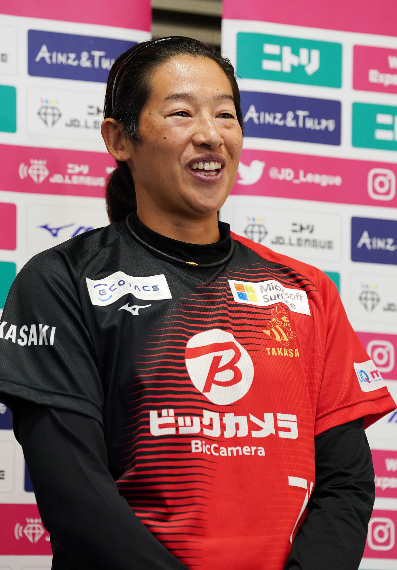 女子ソフトボール「ニトリJD．LEAGUE2024」記者会見で今季への意気込みを語るビックカメラ高崎上野（撮影・小沢裕）