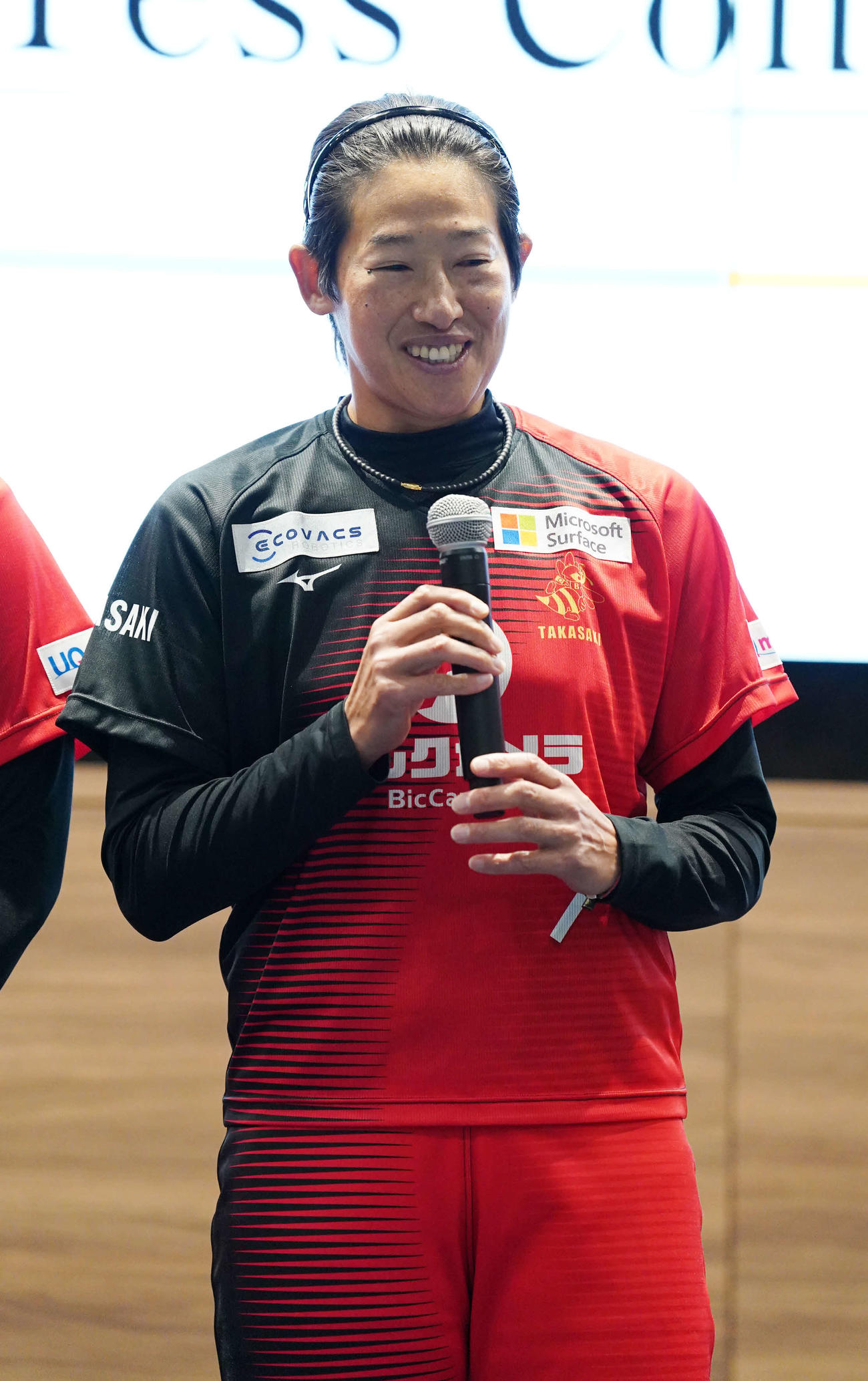 女子ソフトボール「ニトリJD．LEAGUE2024」記者会見で意気込みを語るビックカメラ高崎上野（撮影・小沢裕）