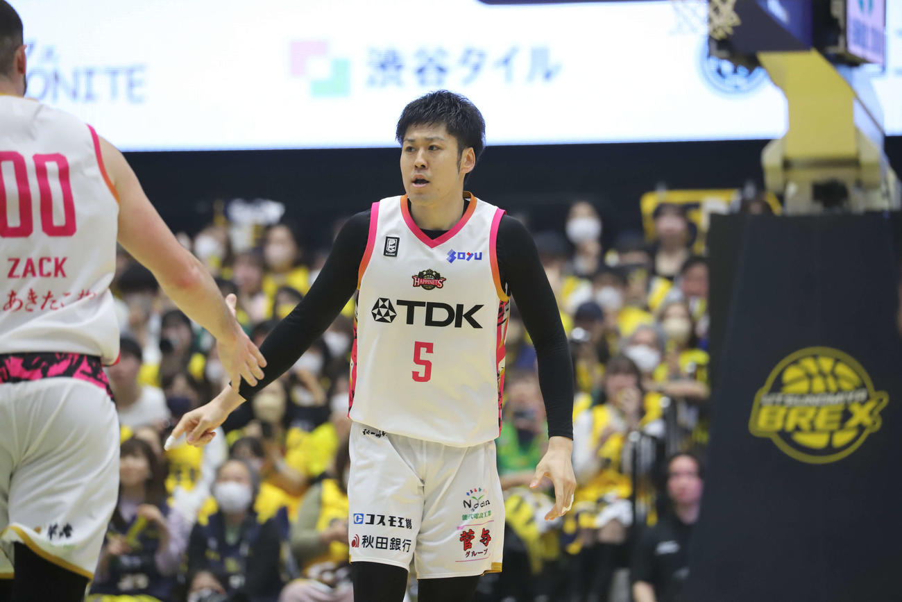 宇都宮対秋田　この日、3本の3ポイントシュートを決めた秋田・田口（撮影・沢田啓太郎）