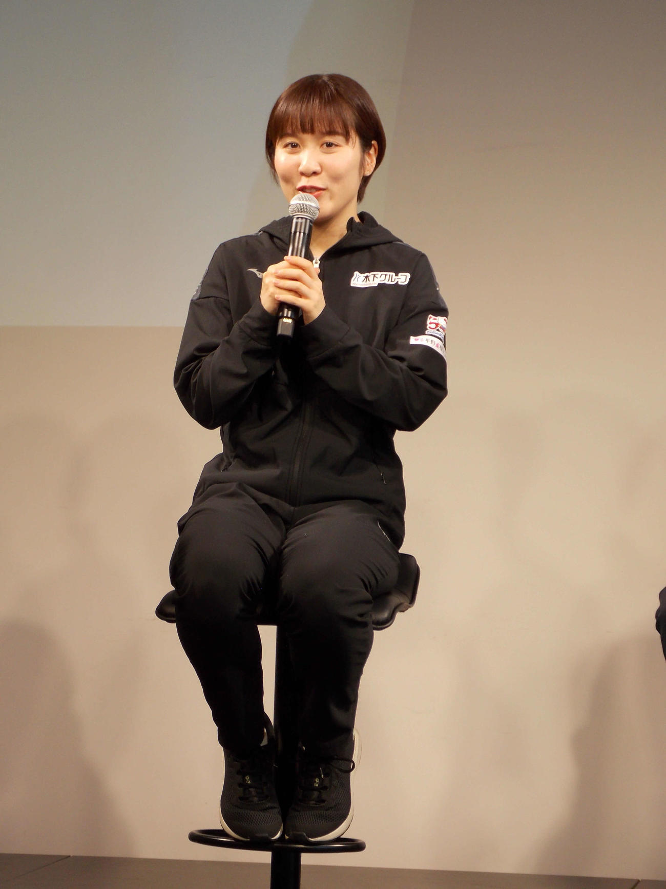 コンディショニングサポート契約を結ぶTENTIALの記者会見で思いを語る平野美宇（撮影・松本航）