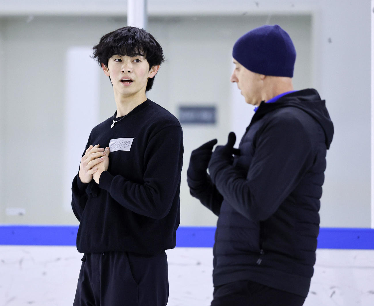 ブライアン・ボイタノ氏（右）の指導を受ける島田高志郎（撮影・藤尾明華）