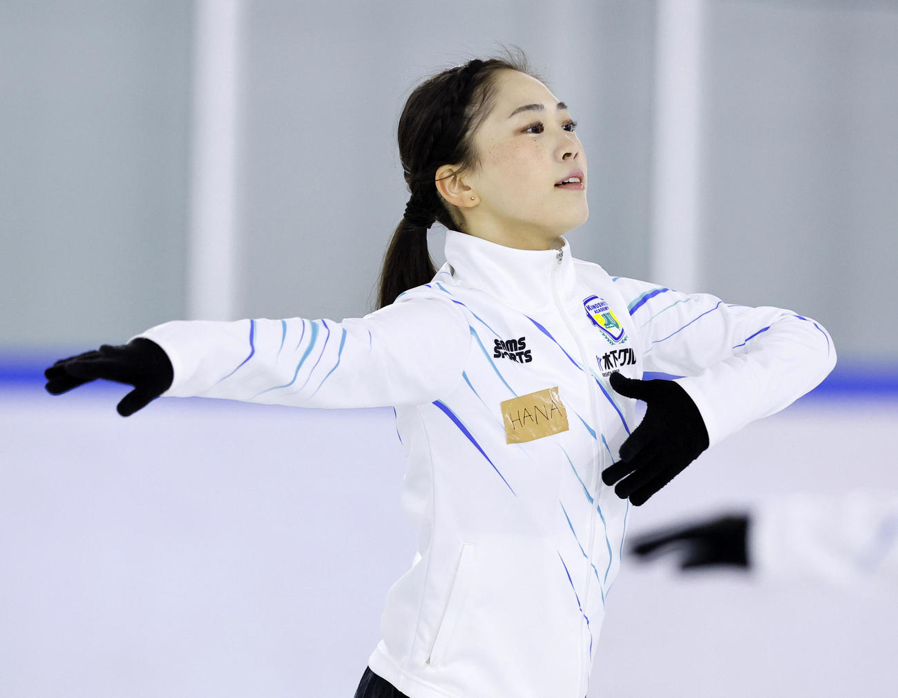 スケーティングのレッスンを受ける吉田陽菜（撮影・藤尾明華）