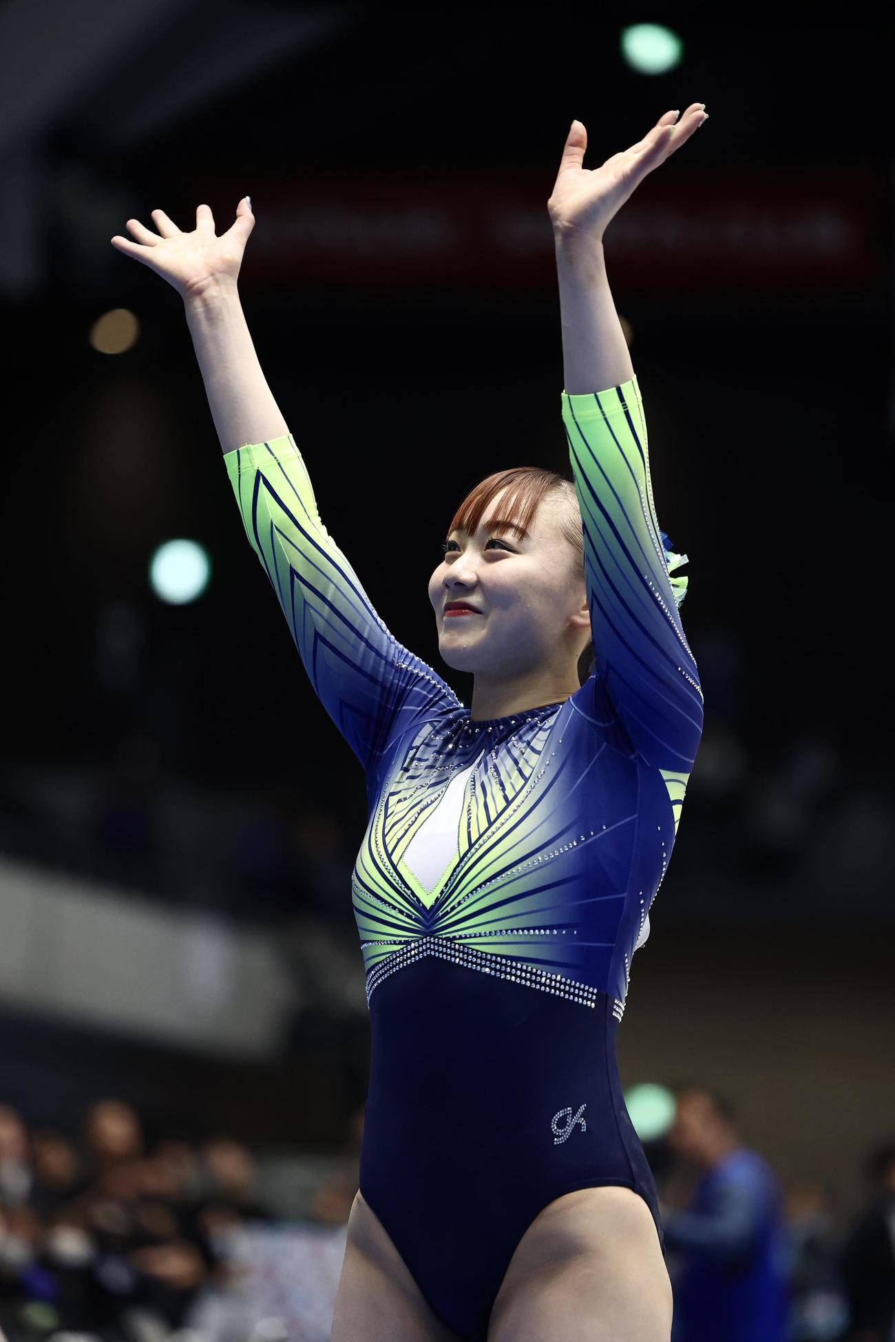 天皇杯第78回全日本体操個人総合選手権女子の部で優勝を果たす宮田（撮影・河田真司）