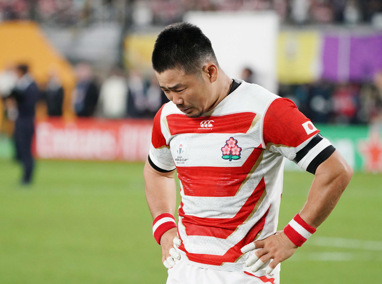 19年10月20日、ラグビーW杯日本大会で南アフリカに敗れ準決勝進出を逃し、涙する田中